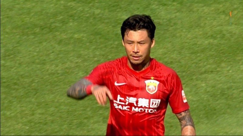 哥哥睡觉的时候